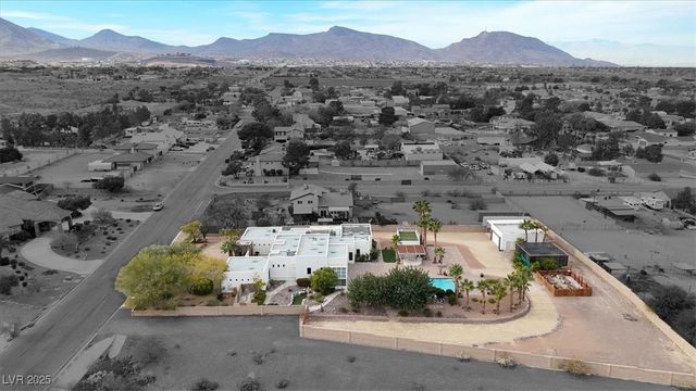 928 Santa Helena Avenue, Henderson, NV 89002