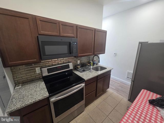 6812-00 OLD YORK RD, Philadelphia, PA 19126