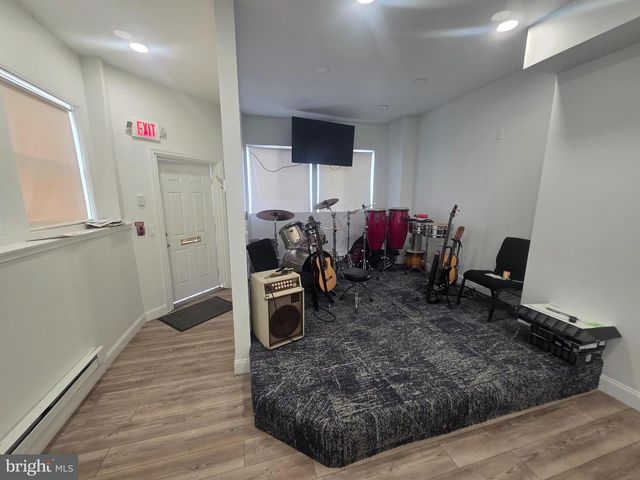 6812-00 OLD YORK RD, Philadelphia, PA 19126