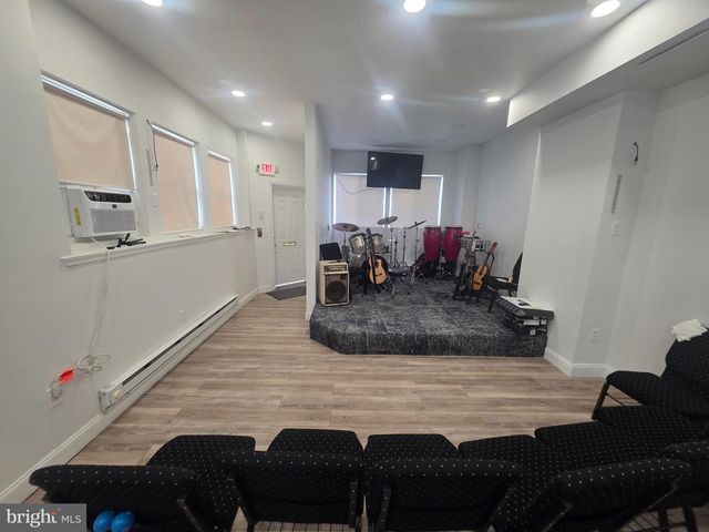 6812-00 OLD YORK RD, Philadelphia, PA 19126