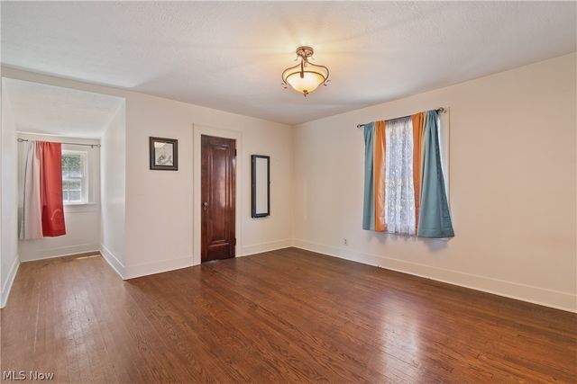 1274 Woodland Avenue NW, Canton, OH 44703