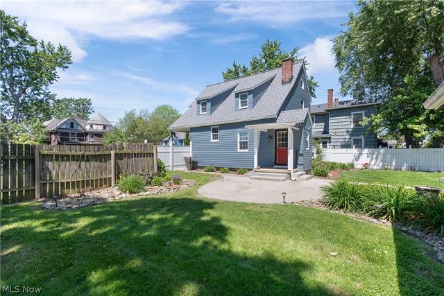 1274 Woodland Avenue NW, Canton, OH 44703