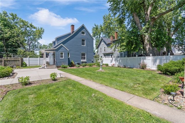 1274 Woodland Avenue NW, Canton, OH 44703