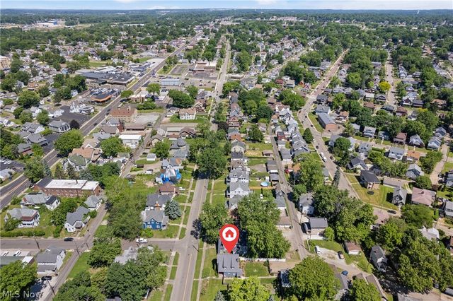 1274 Woodland Avenue NW, Canton, OH 44703