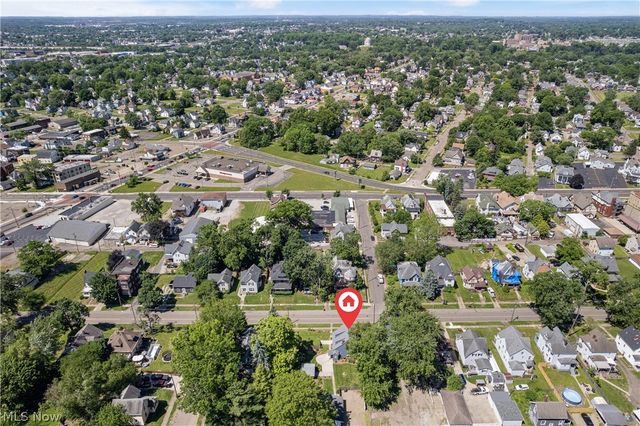 1274 Woodland Avenue NW, Canton, OH 44703