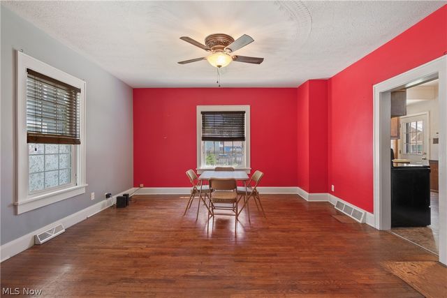 1274 Woodland Avenue NW, Canton, OH 44703
