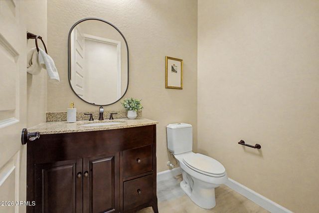 2937 E LONGHORN Drive, Gilbert, AZ 85297