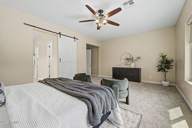 2937 E LONGHORN Drive, Gilbert, AZ 85297