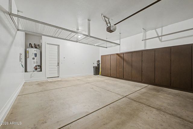 2937 E LONGHORN Drive, Gilbert, AZ 85297