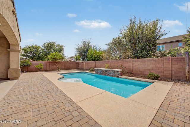 2937 E LONGHORN Drive, Gilbert, AZ 85297