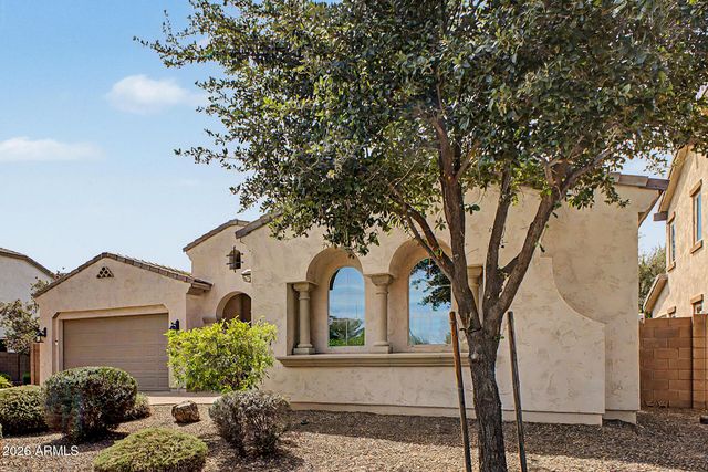 2937 E LONGHORN Drive, Gilbert, AZ 85297