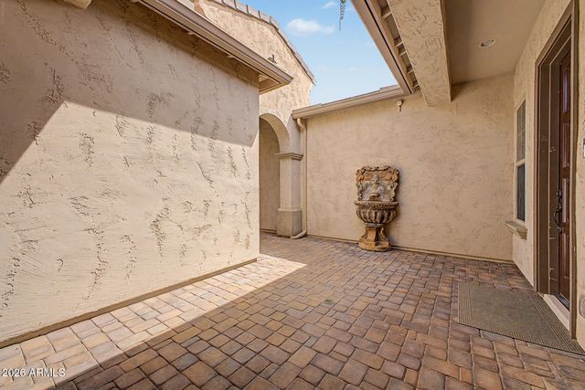 2937 E LONGHORN Drive, Gilbert, AZ 85297