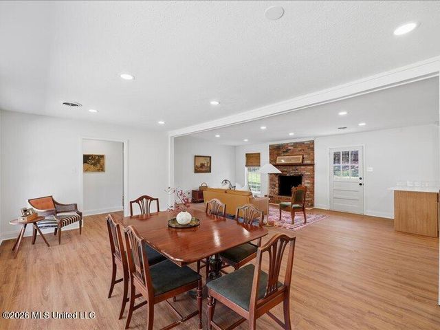 807 Normandy Drive, Clinton, MS 39056