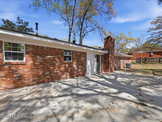 807 Normandy Drive, Clinton, MS 39056