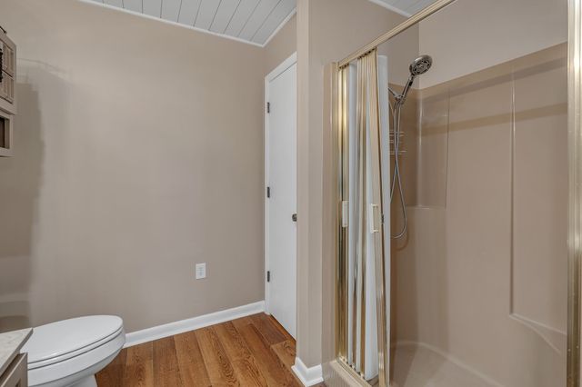 335 Robins St, Lawrenceburg, TN 38464