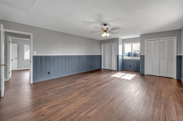 335 Robins St, Lawrenceburg, TN 38464