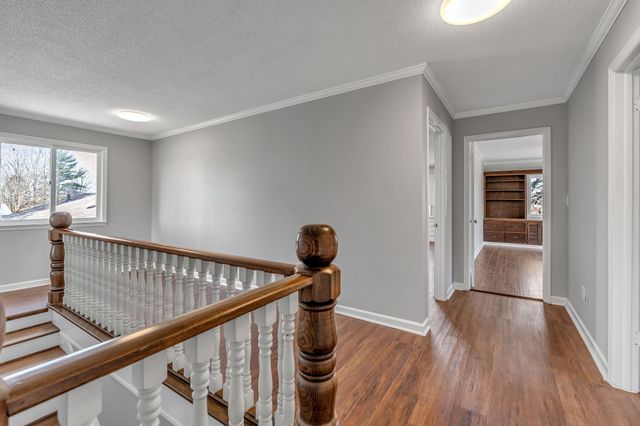 335 Robins St, Lawrenceburg, TN 38464