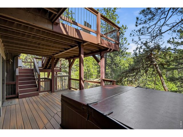 2074 Foothills Dr S, Golden, CO 80401