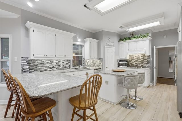 6803 Dogwood Street, Manvel, TX 77578