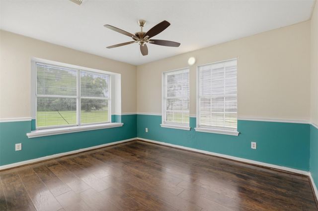 6803 Dogwood Street, Manvel, TX 77578