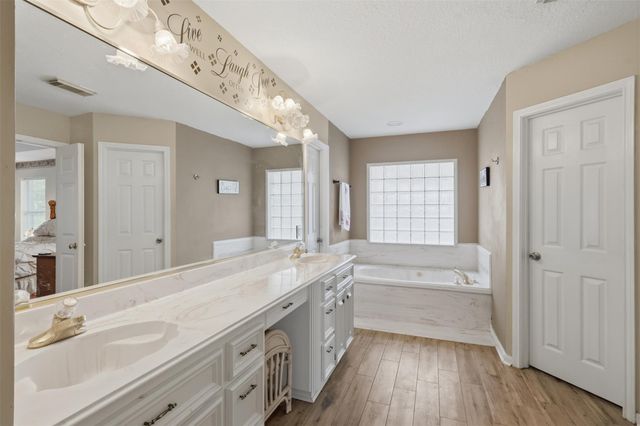 6803 Dogwood Street, Manvel, TX 77578
