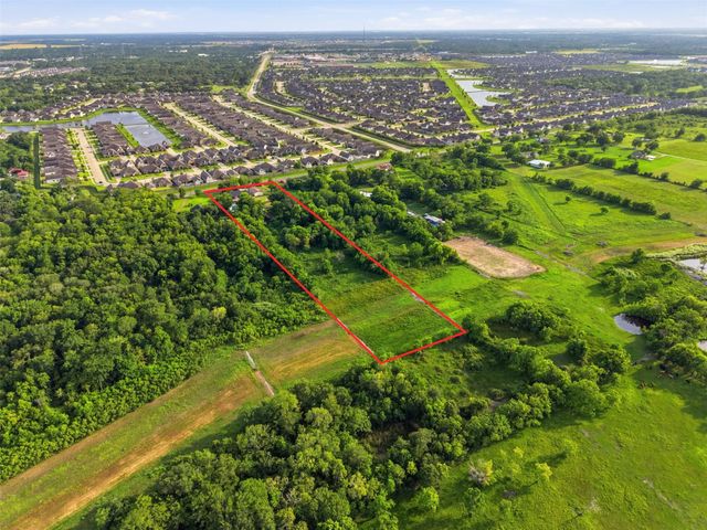6803 Dogwood Street, Manvel, TX 77578
