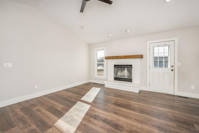 1949 N Stoney Point Ct, Wichita, KS 67212