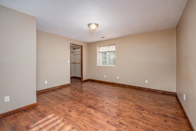 1949 N Stoney Point Ct, Wichita, KS 67212