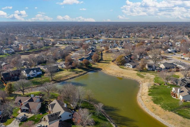 1949 N Stoney Point Ct, Wichita, KS 67212