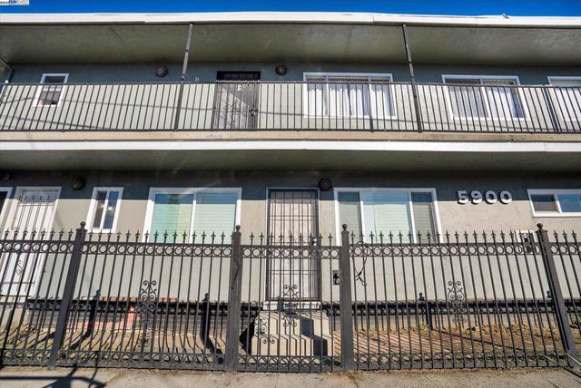5900 Hayes St, Oakland, CA 94621