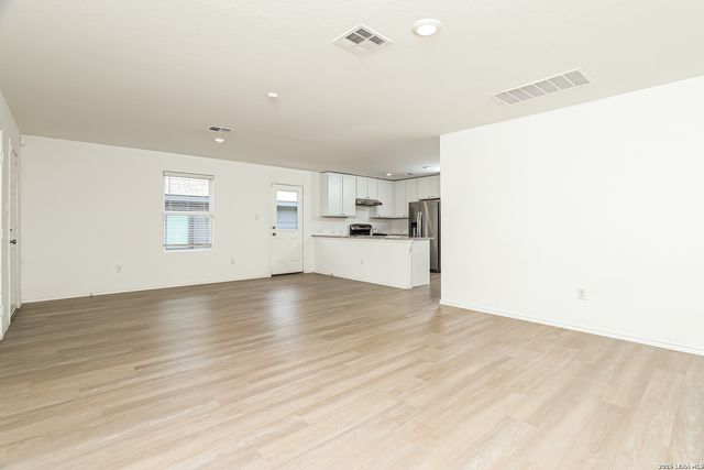 8027 Nube Medina, San Antonio, TX 78252