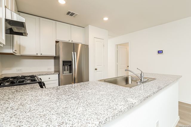 8027 Nube Medina, San Antonio, TX 78252