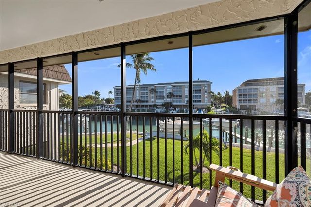 881 Panama CT 202, Marco Island, FL 34145