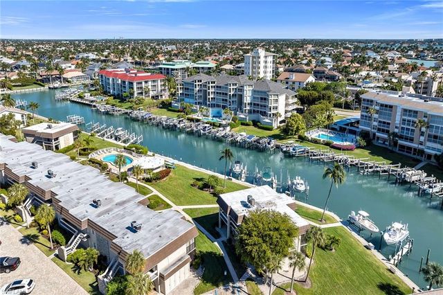 881 Panama CT 202, Marco Island, FL 34145