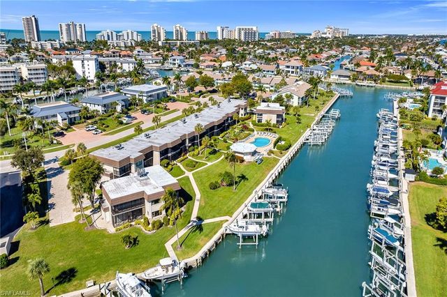 881 Panama CT 202, Marco Island, FL 34145