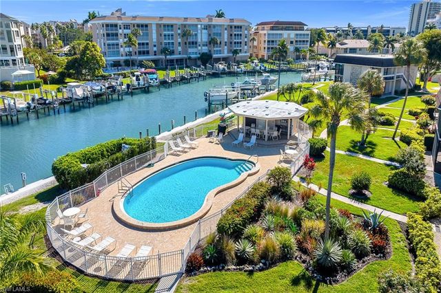 881 Panama CT 202, Marco Island, FL 34145