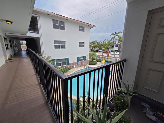 5630 NE 18th Avenue 204, Fort Lauderdale, FL 33334