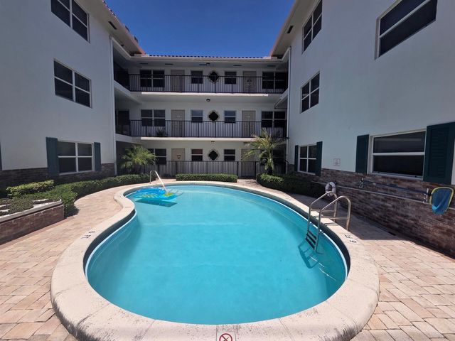 5630 NE 18th Avenue 204, Fort Lauderdale, FL 33334