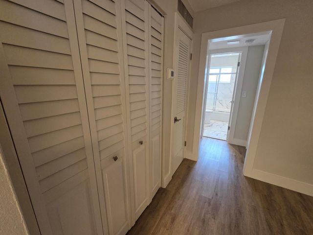 5630 NE 18th Avenue 204, Fort Lauderdale, FL 33334