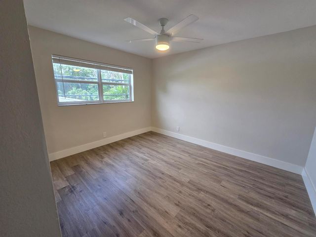 5630 NE 18th Avenue 204, Fort Lauderdale, FL 33334