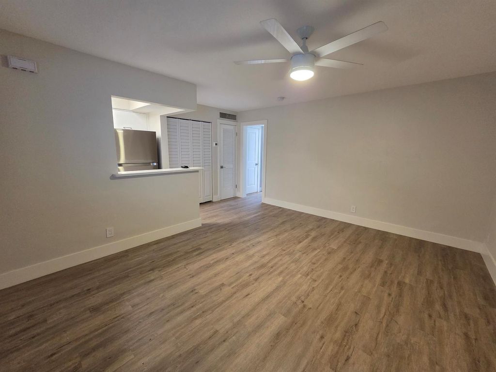 5630 NE 18th Avenue 204, Fort Lauderdale, FL 33334