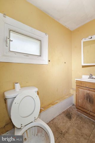 93 W PITMAN ST, Penns Grove, NJ 08069
