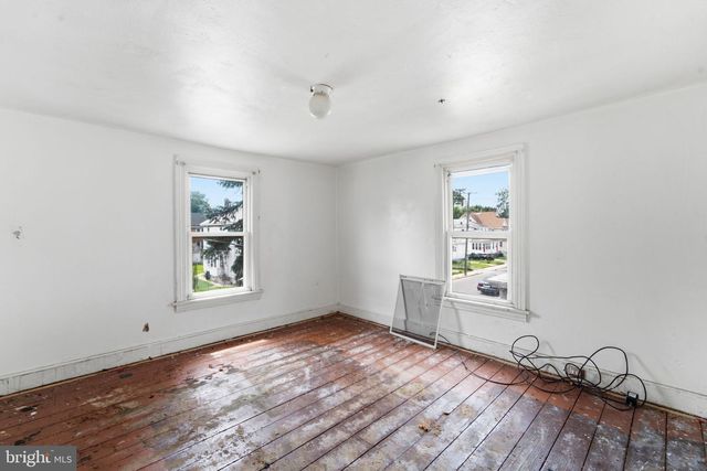 93 W PITMAN ST, Penns Grove, NJ 08069
