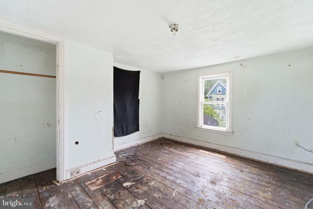 93 W PITMAN ST, Penns Grove, NJ 08069