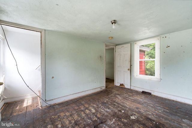 93 W PITMAN ST, Penns Grove, NJ 08069