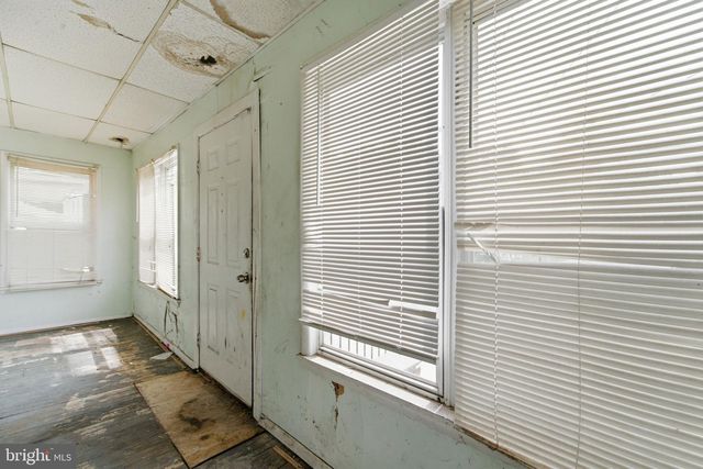 93 W PITMAN ST, Penns Grove, NJ 08069