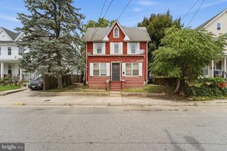 93 W PITMAN ST, Penns Grove, NJ 08069