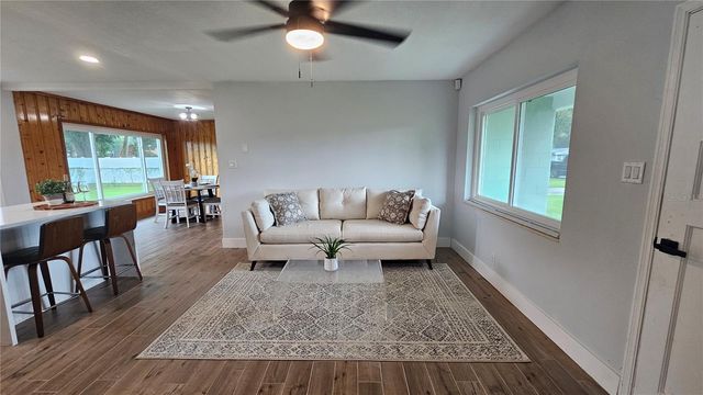 1806 E LINDA STREET, Plant City, FL 33563