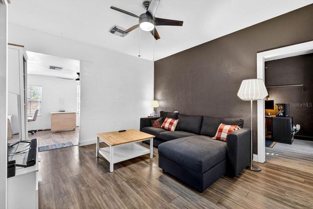 4205 N 15TH STREET, Tampa, FL 33610