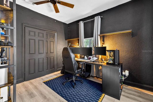 4205 N 15TH STREET, Tampa, FL 33610